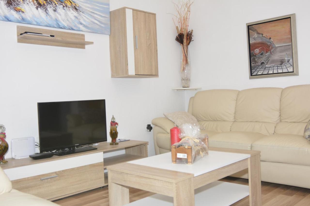 Apartment Lana Senj  Exterior photo